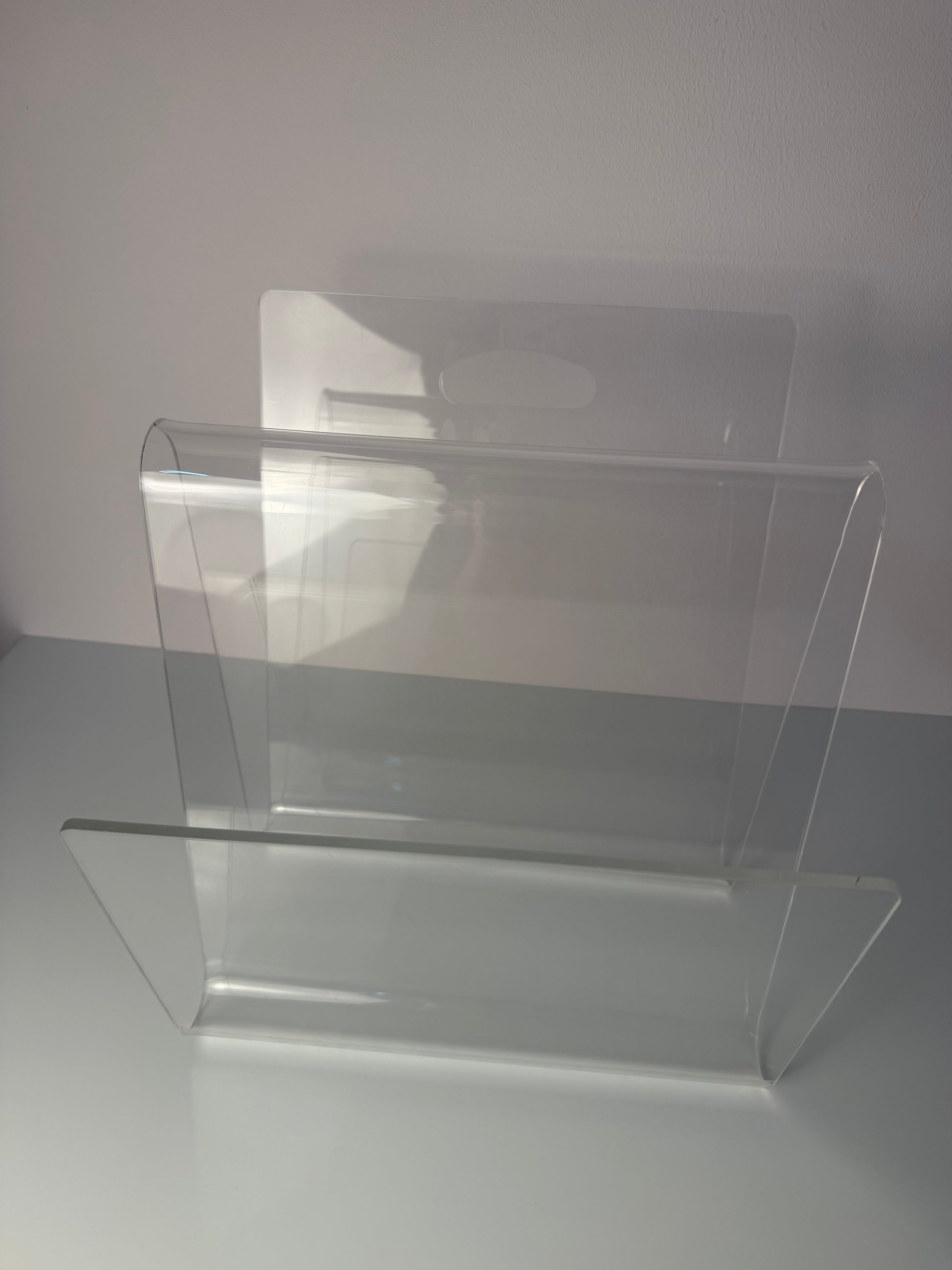 Zeitschriftenständer transparentes Plexiglas