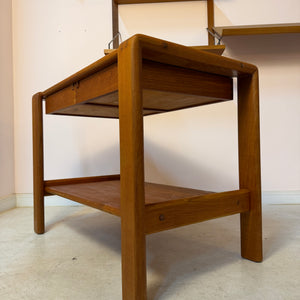 Beistelltisch Teak mit Schubladen & Ablage aus Dänemark