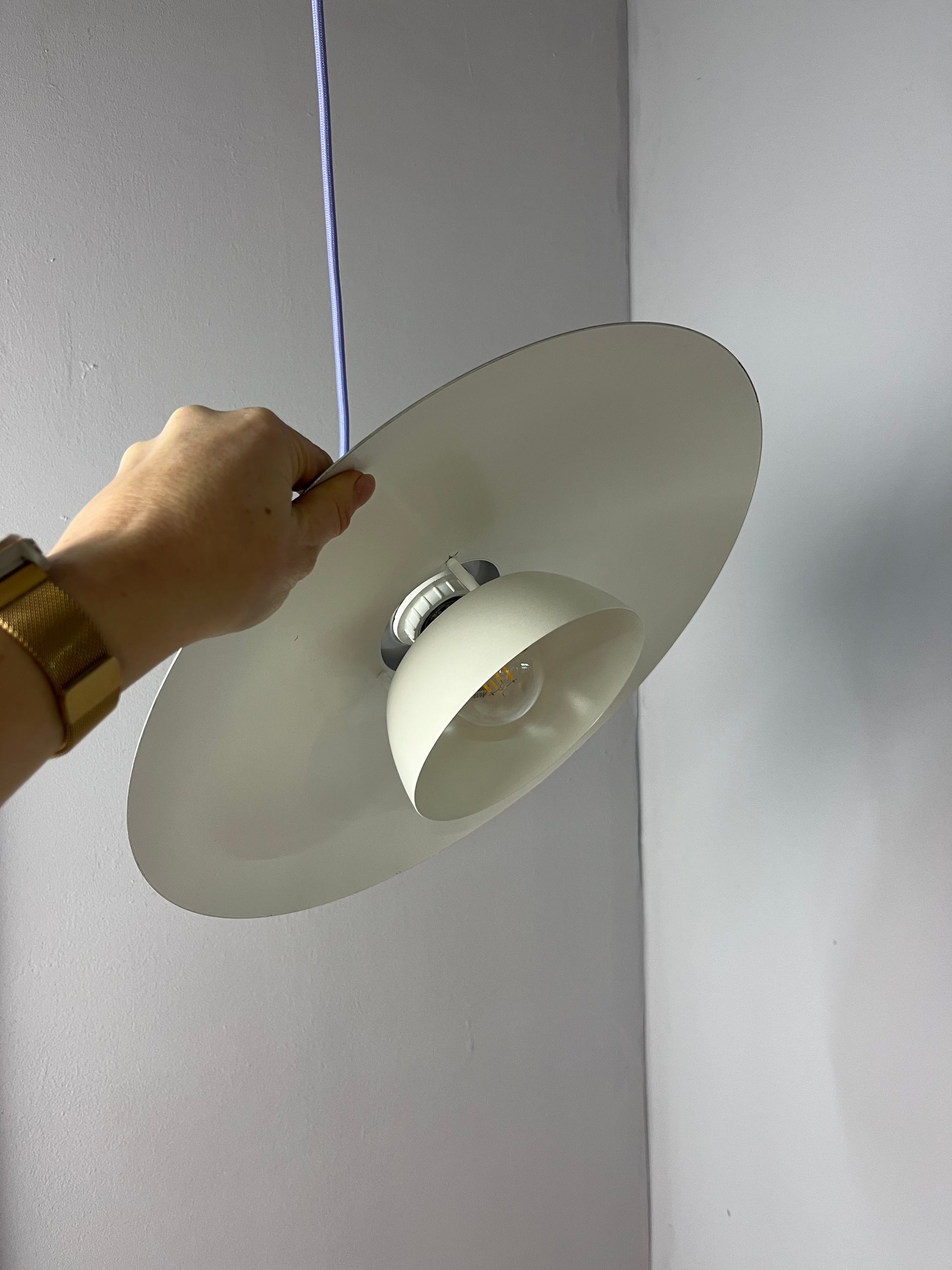 Lamellenlampe silber weiß aus Dänemark