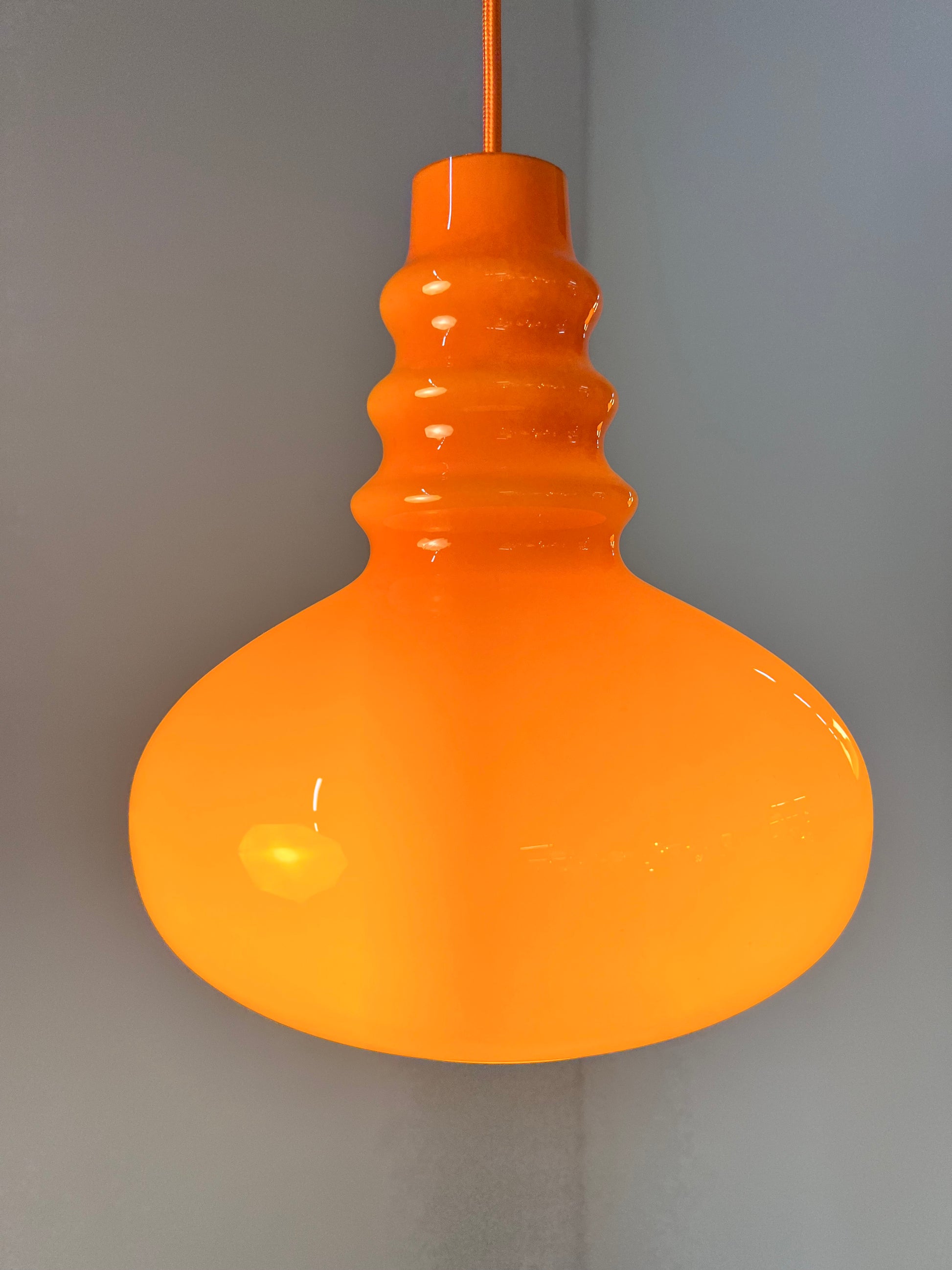Hängelampe orange Glas von Peill & Putzler