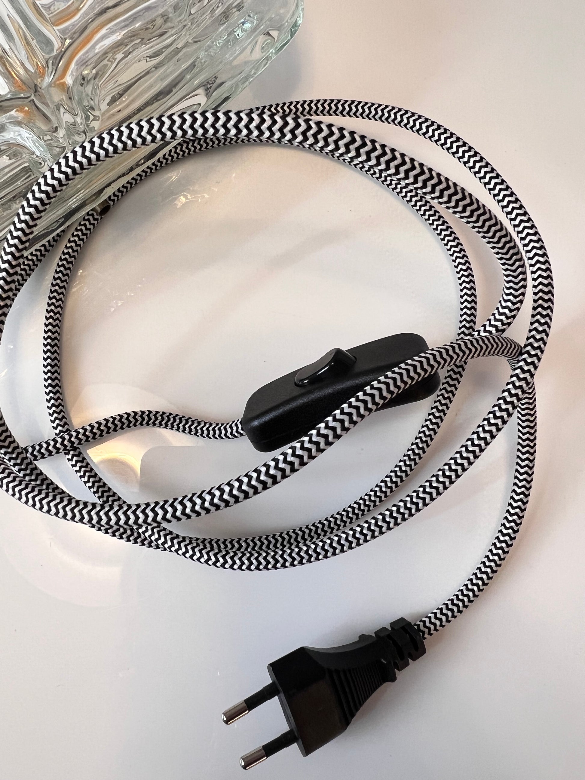 Wandlampe Strukturglas mit Kabel