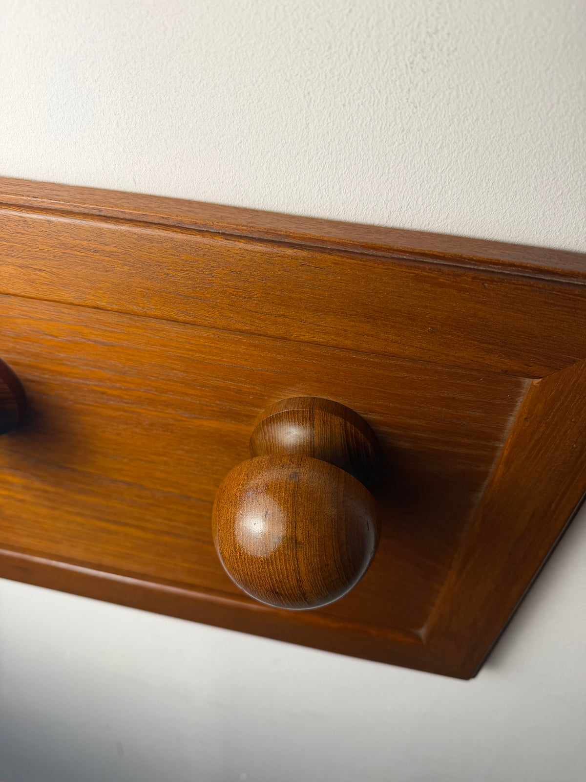 Wandgarderobe No. 369 Teak von Aksel Kjersgaard