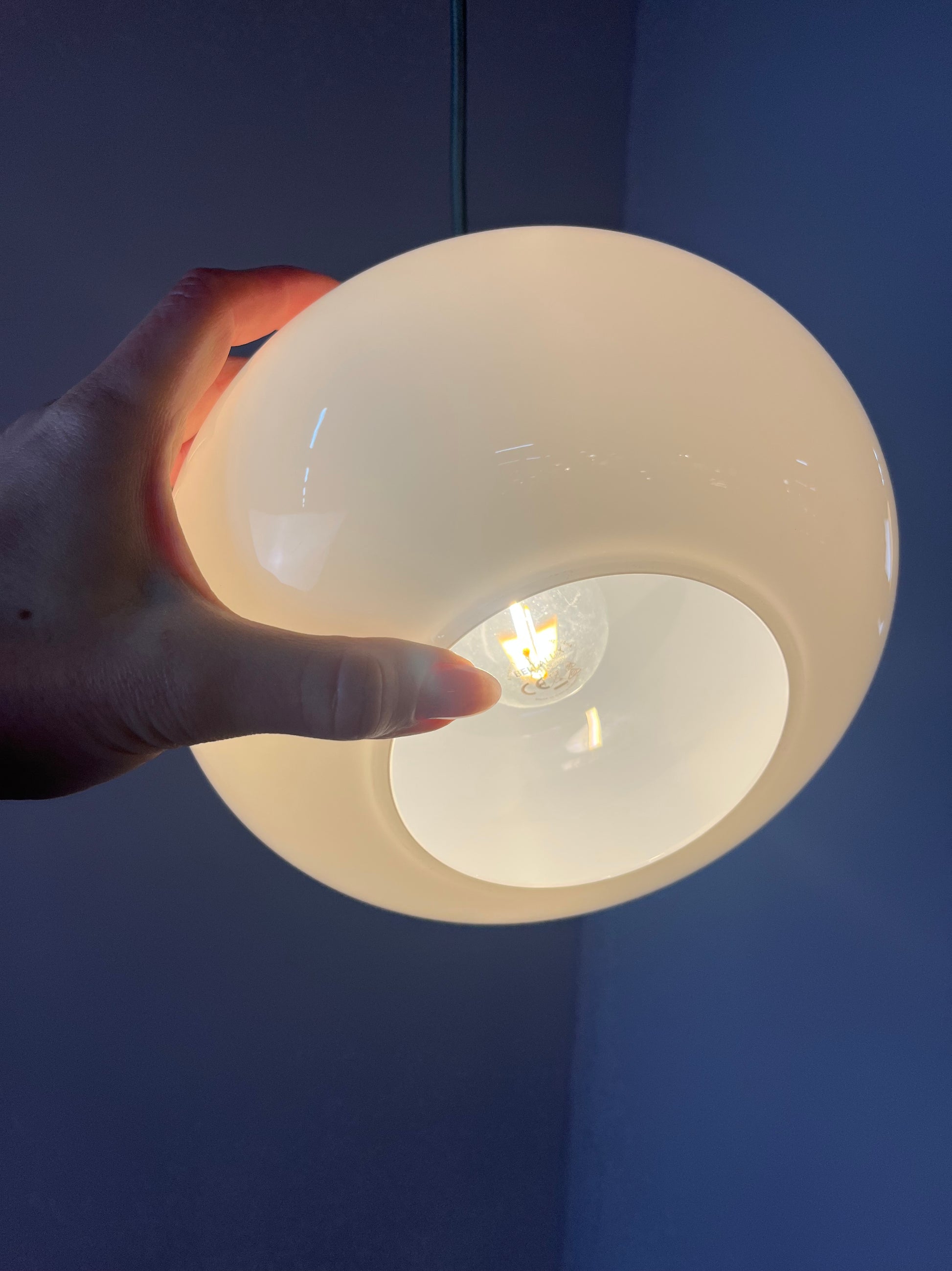 Hängelampe weiß Glas Chrom