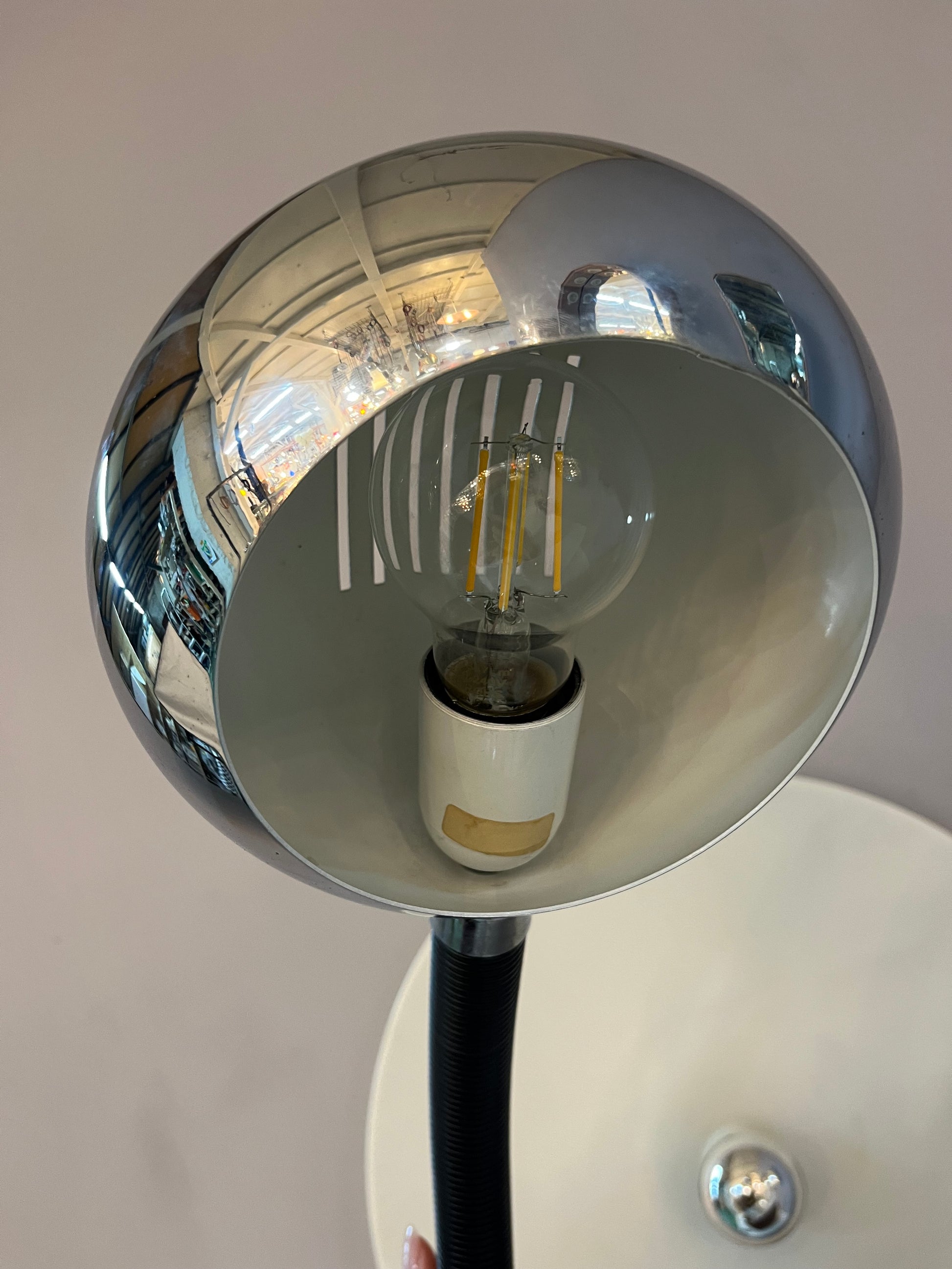 Tischlampe Gooseneck Chrom schwarz von Herda