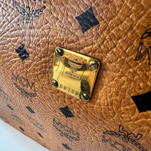 Vintage Designerhandtasche MCM Modell 02031