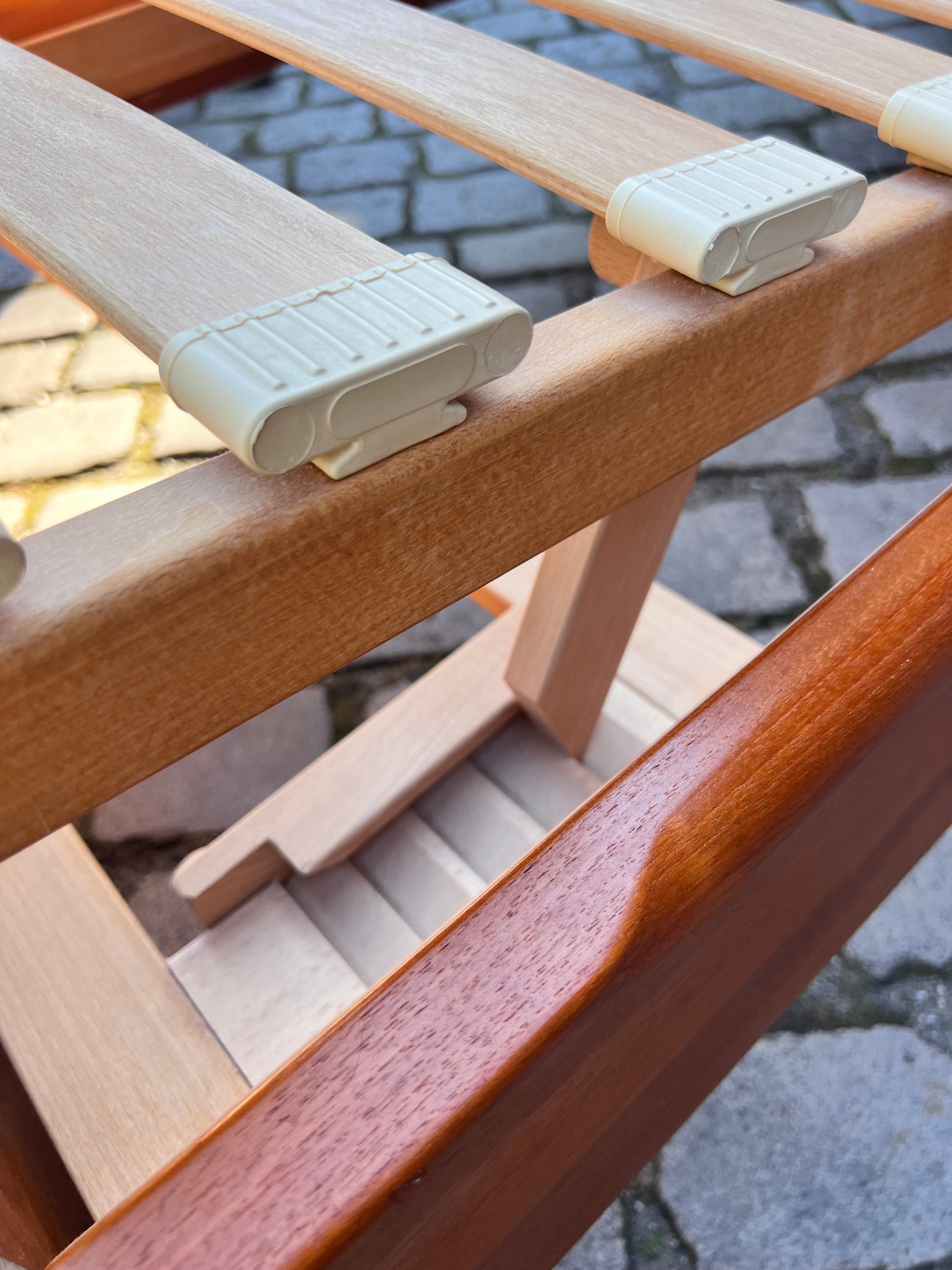 Gästebett Massivholz Teak 100x200 mit Matratze
