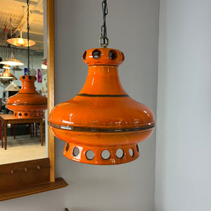 Keramiklampe orange mit Kette aus Westdeutschland