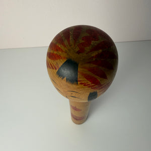 Japanische Kokeshi Holzfigur handbemalt
