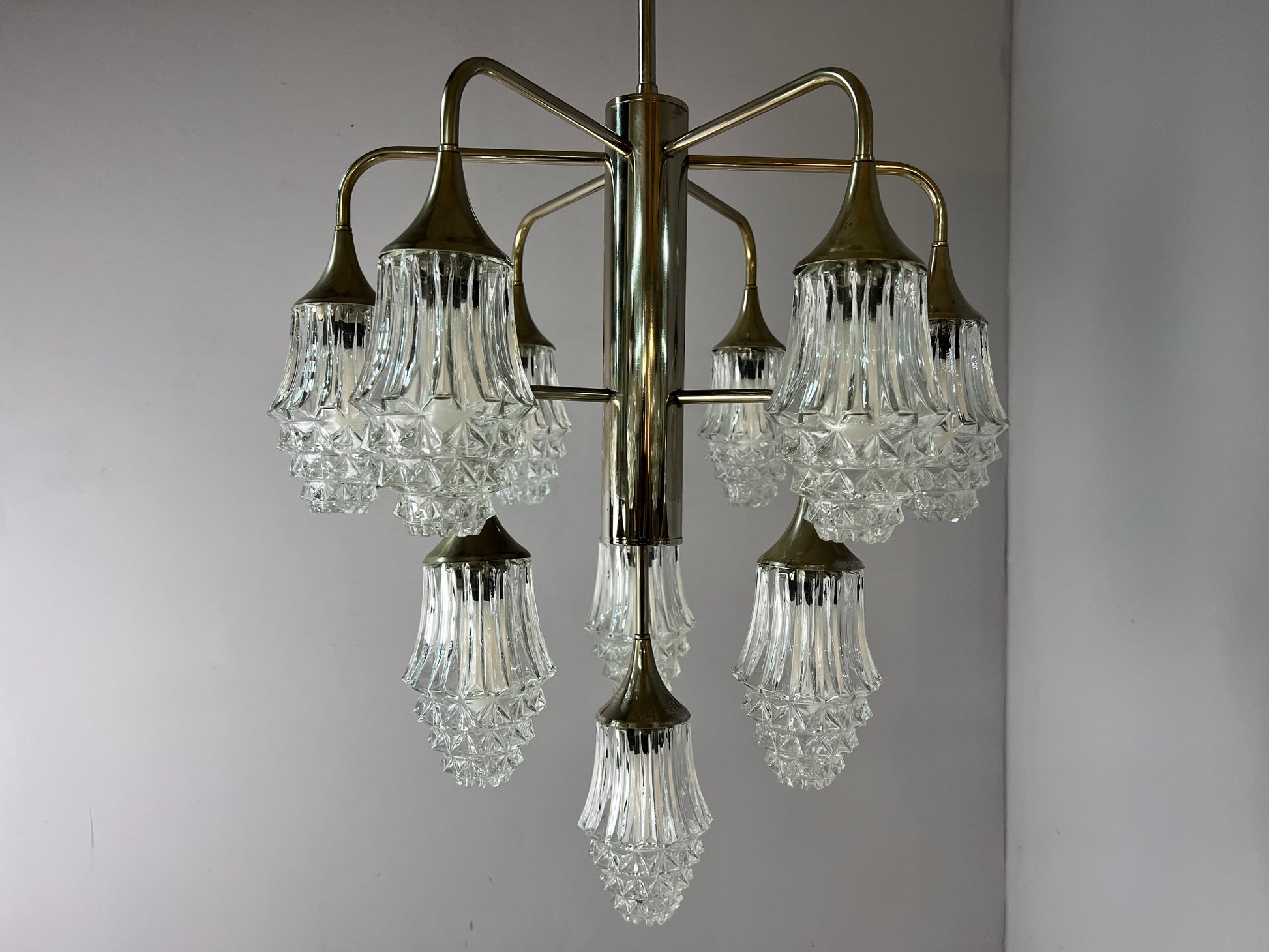 10-flammiger Kronleuchter Glas Chrom von Richard Essig