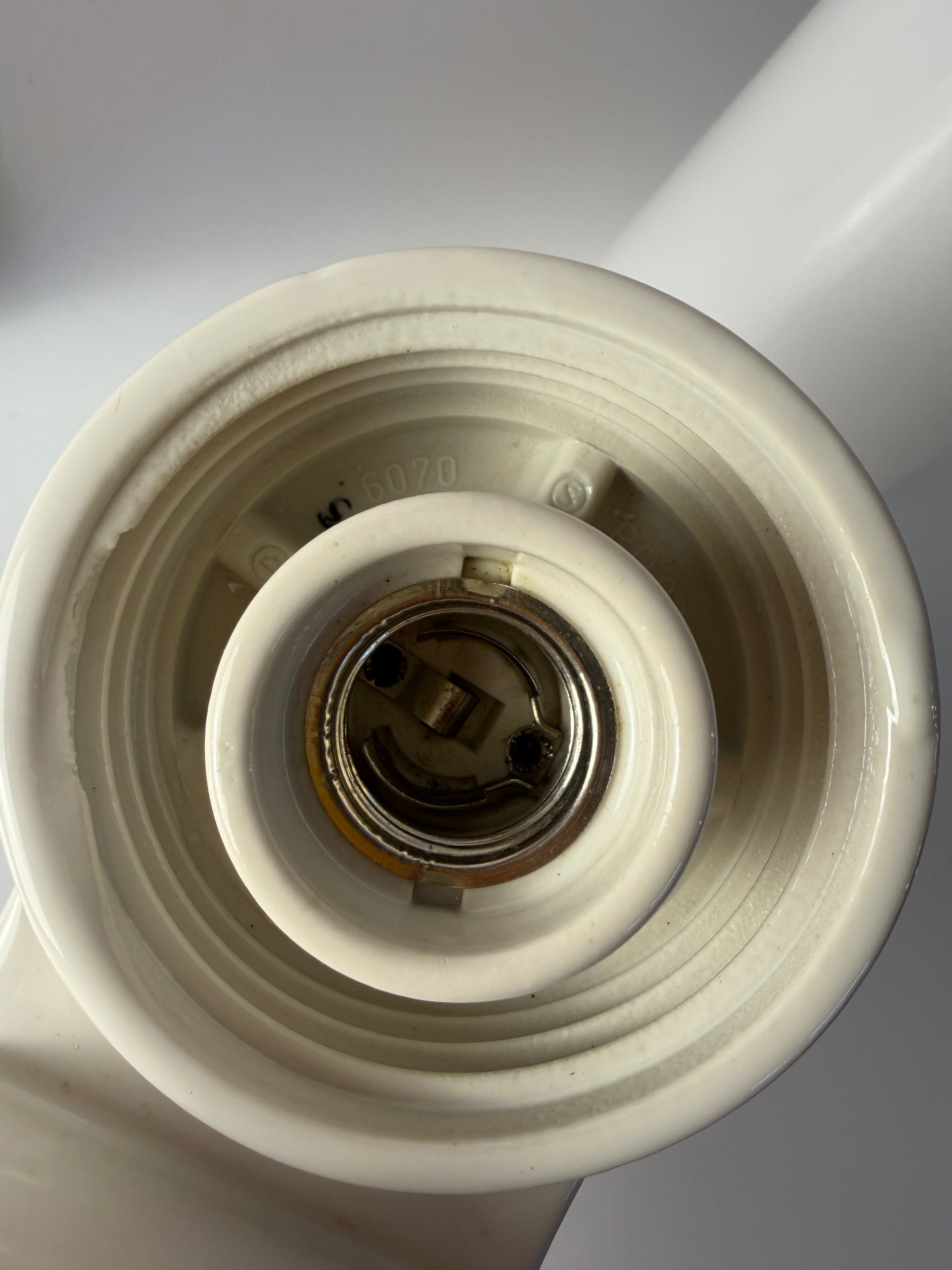 Wandlampe Modell 6060 braun von Sigvard Bernadotte für Ifö
