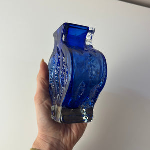 Vase blau mit Gravur von Ingrid Glas