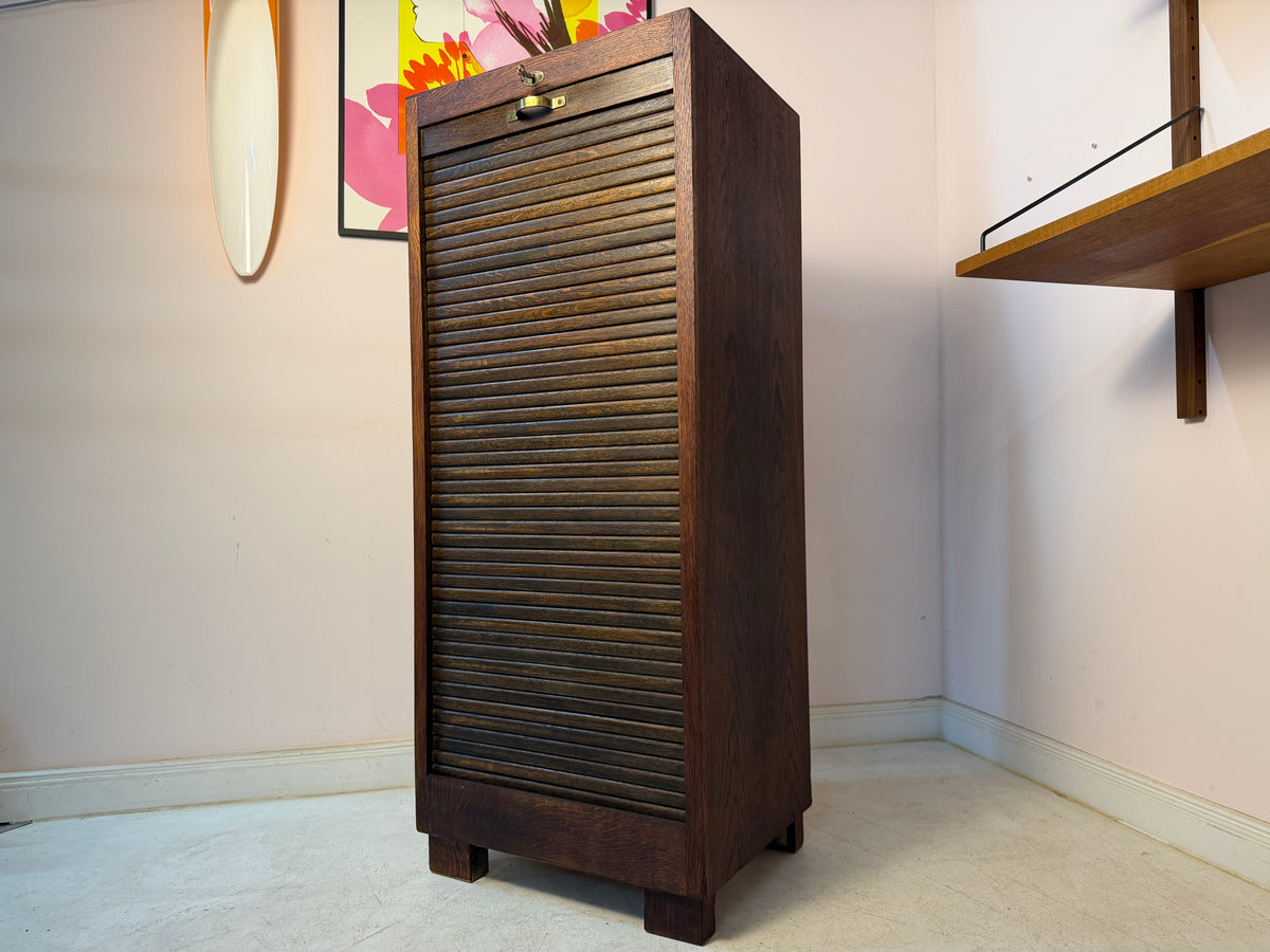 Rollladenschrank mit Messinggriff & Schloss von Soennecken
