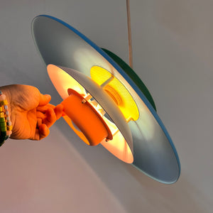Lamellenlampe neu lackiert, Dänemark