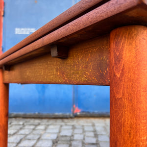 Kleiner ausziehbarer Esstisch Teak aus Dänemark