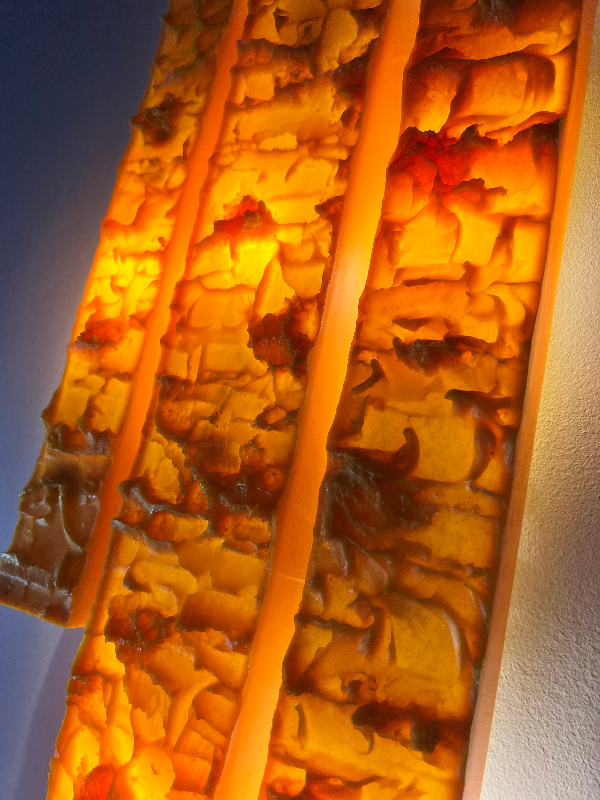 Wandlampe gelb von Uwe Mersch