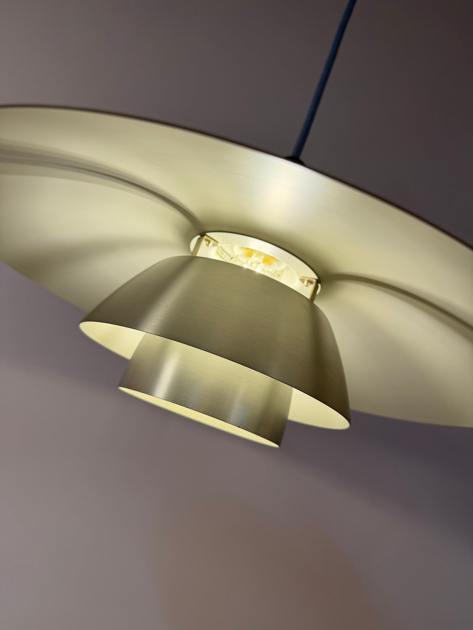 Lamellenlampe PH4/3 silber gebürstet von Poul Henningsen für Louis Poulsen