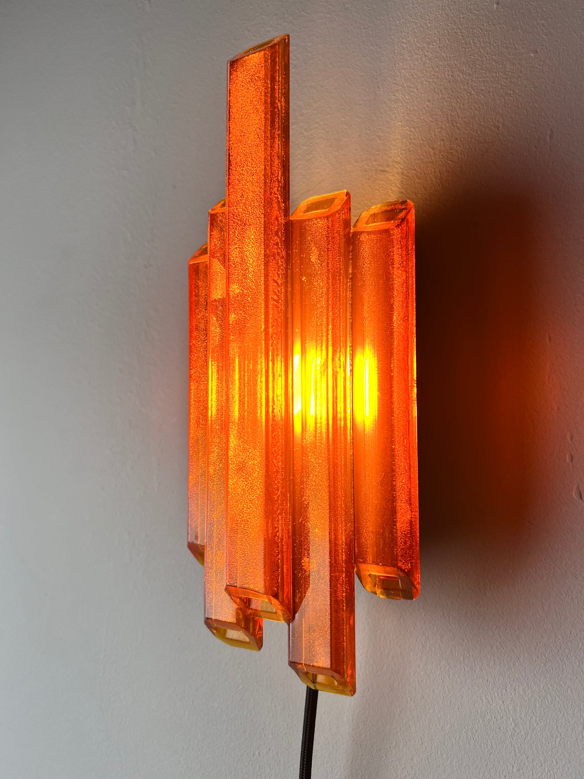 Wandlampe bernsteingelb von Claus Bolby für Cebo