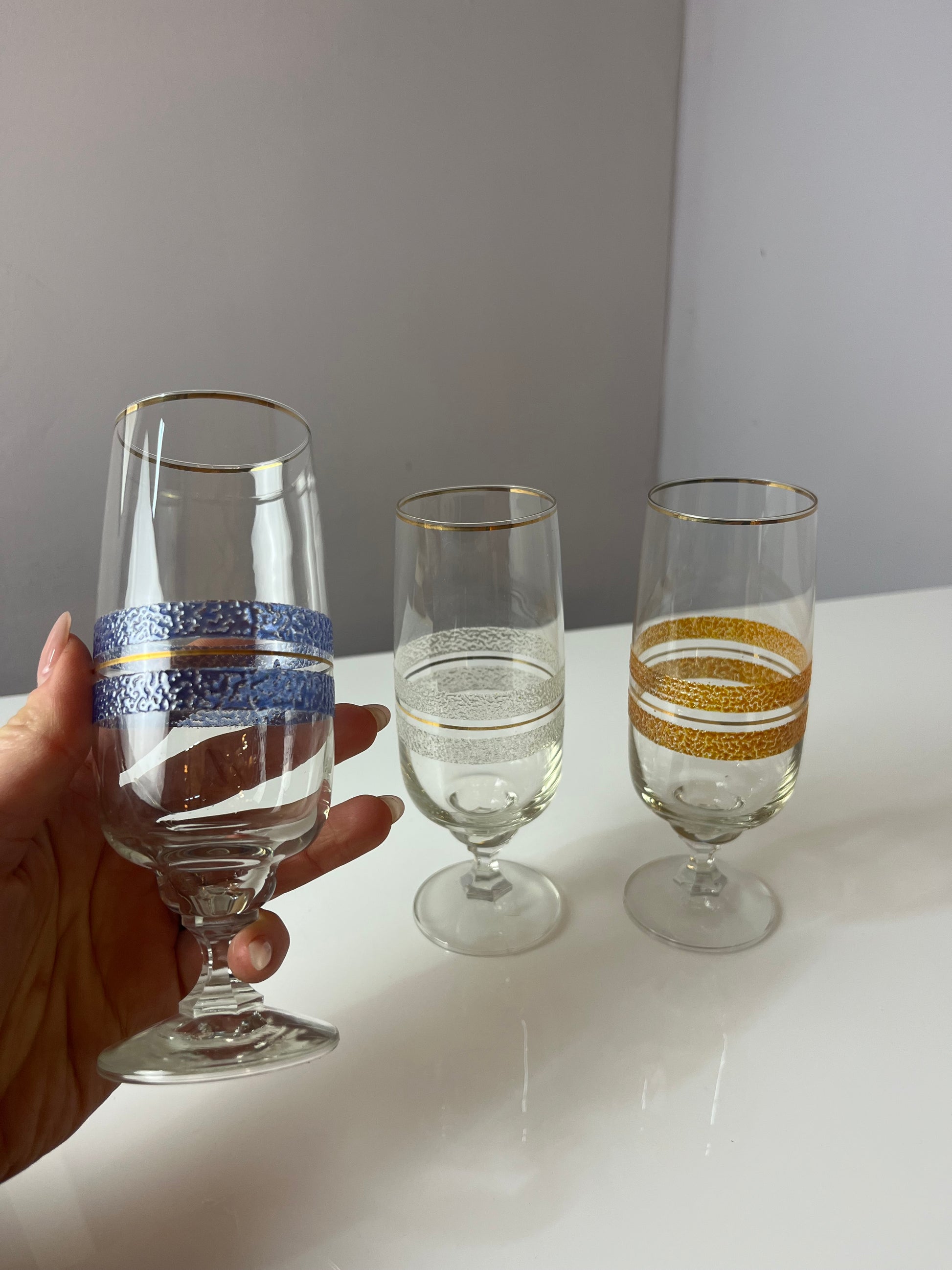 Set: 3x Sektglas blau weiß orange mit Goldrand