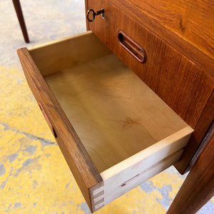Schreibtisch Teak von „Kvalitet, Form & Funktion“ Dänemark