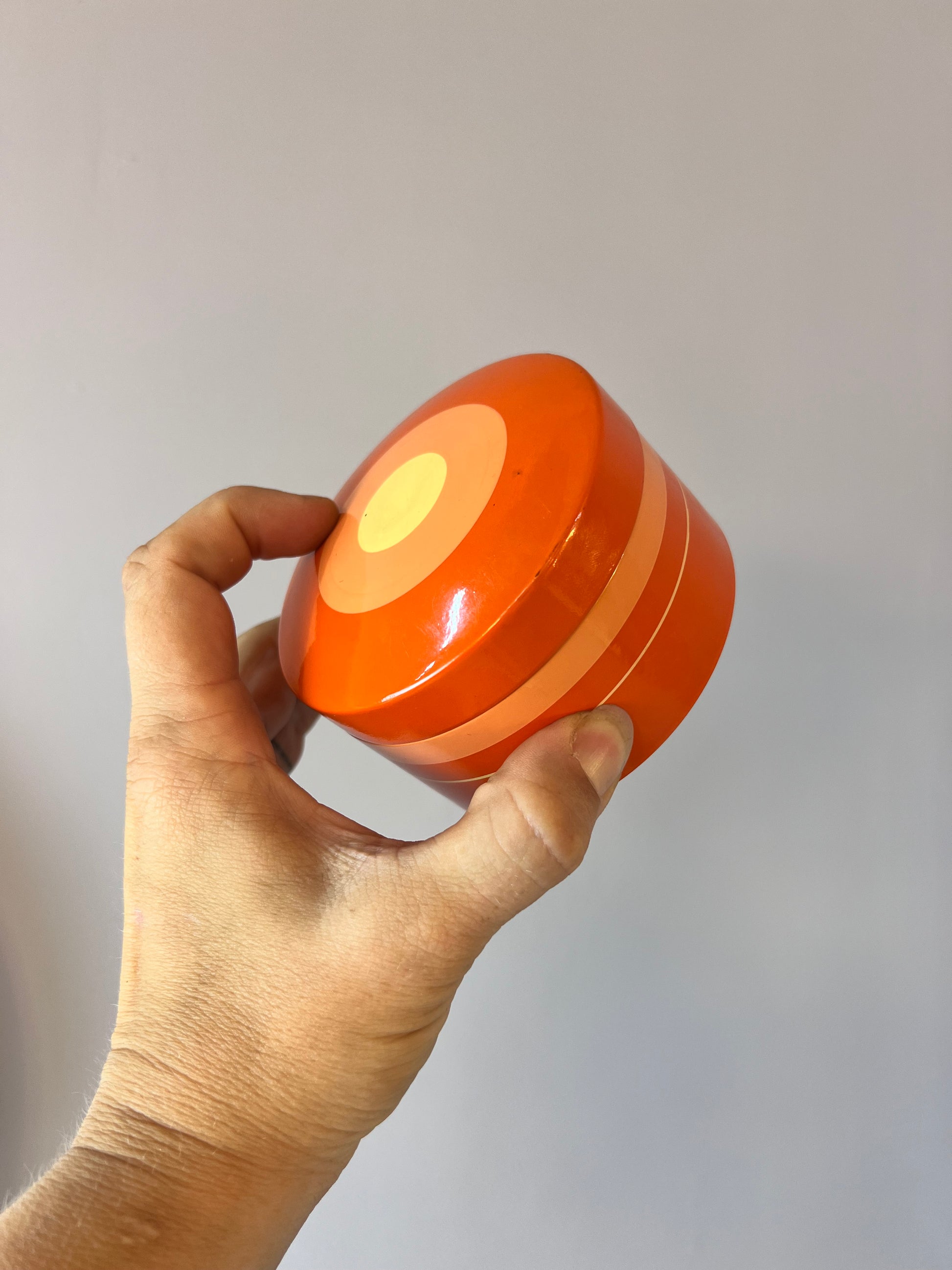 Set: Untersetzer in Dose orange Metall