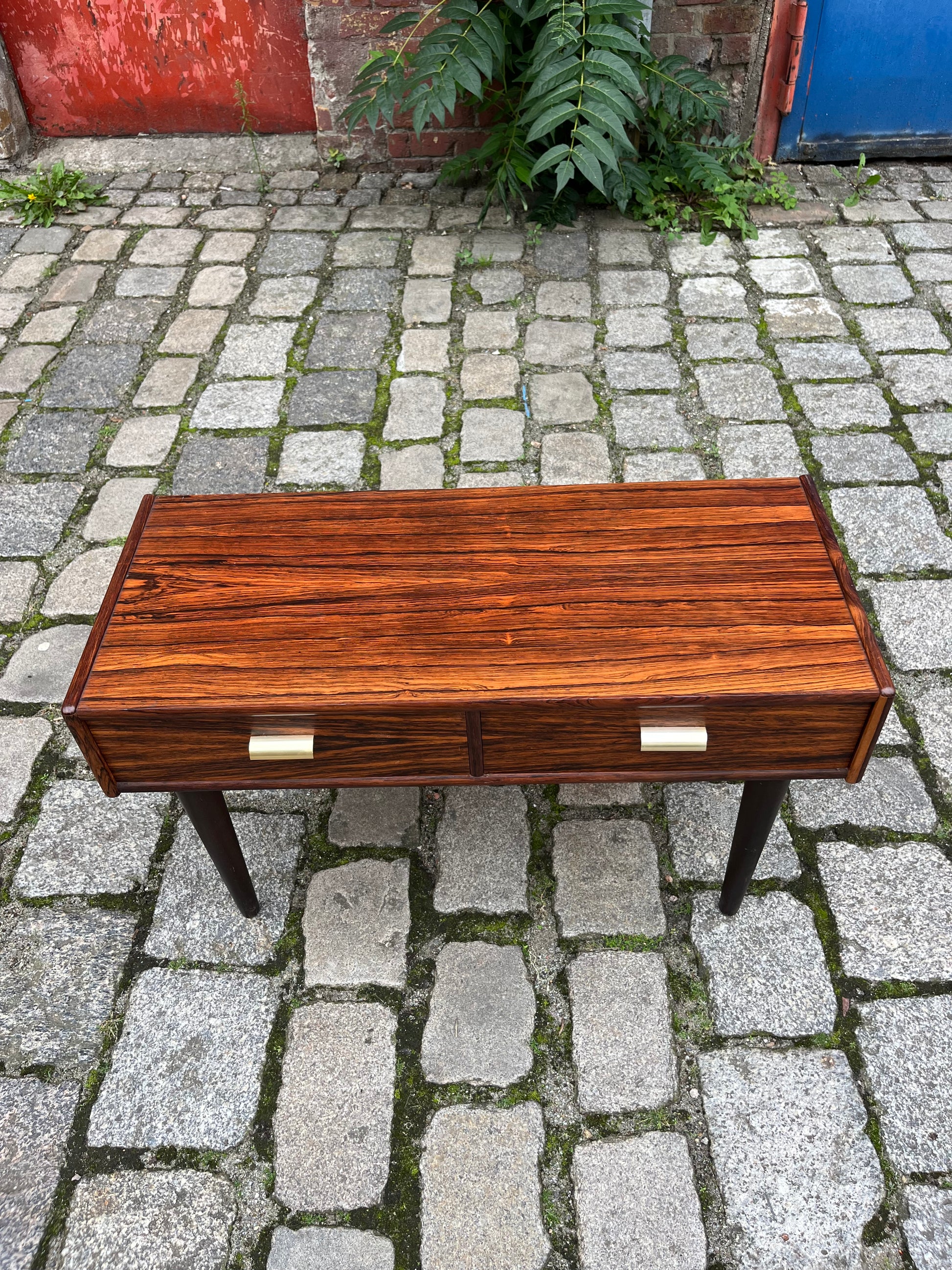 Lowboard Palisander mit Messinggriffen