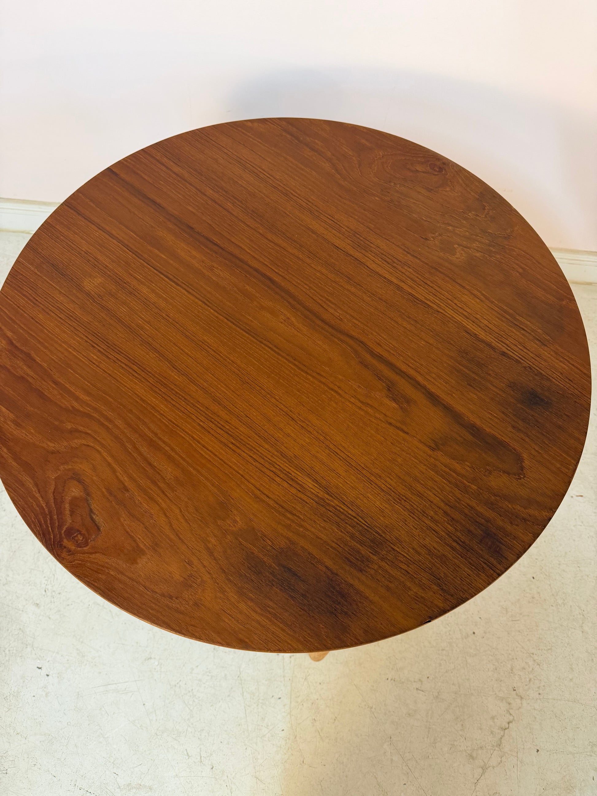 Runder Couchtisch Eiche & Teak aus Dänemark