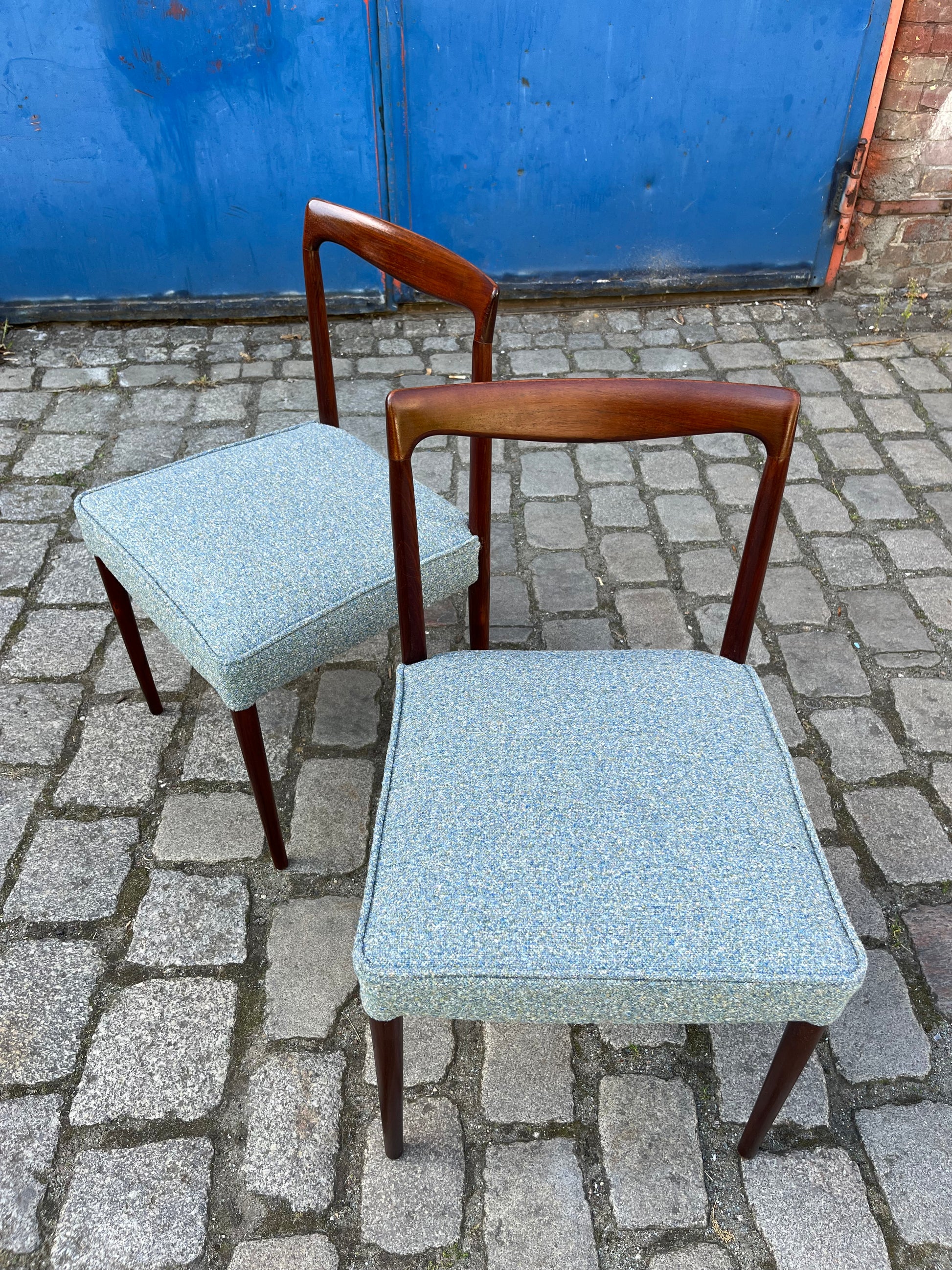 Set: 2x Polsterstuhl blau Palisander