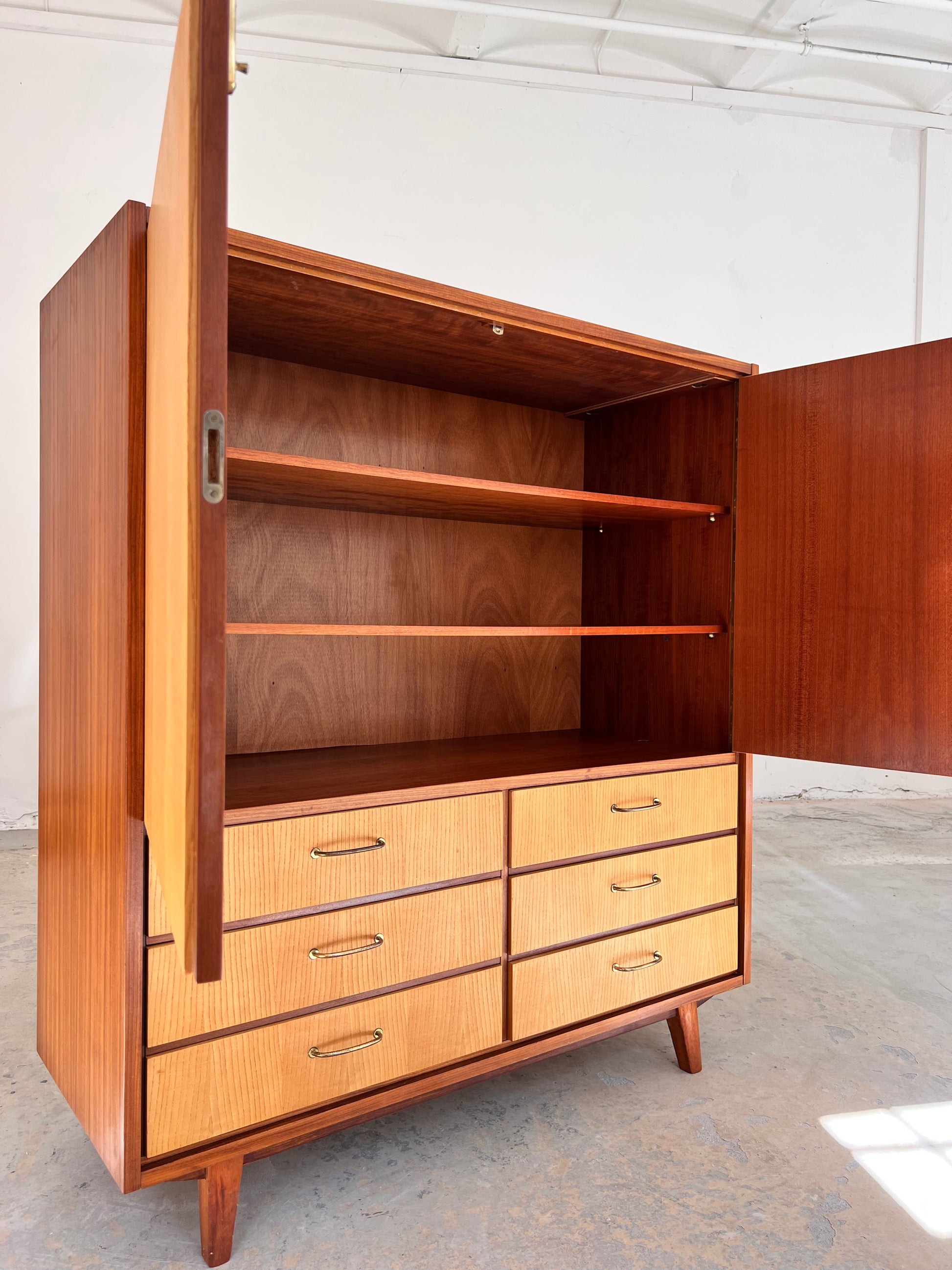 Wäscheschrank Modell Herrenkommode von Gebr. Lübke
