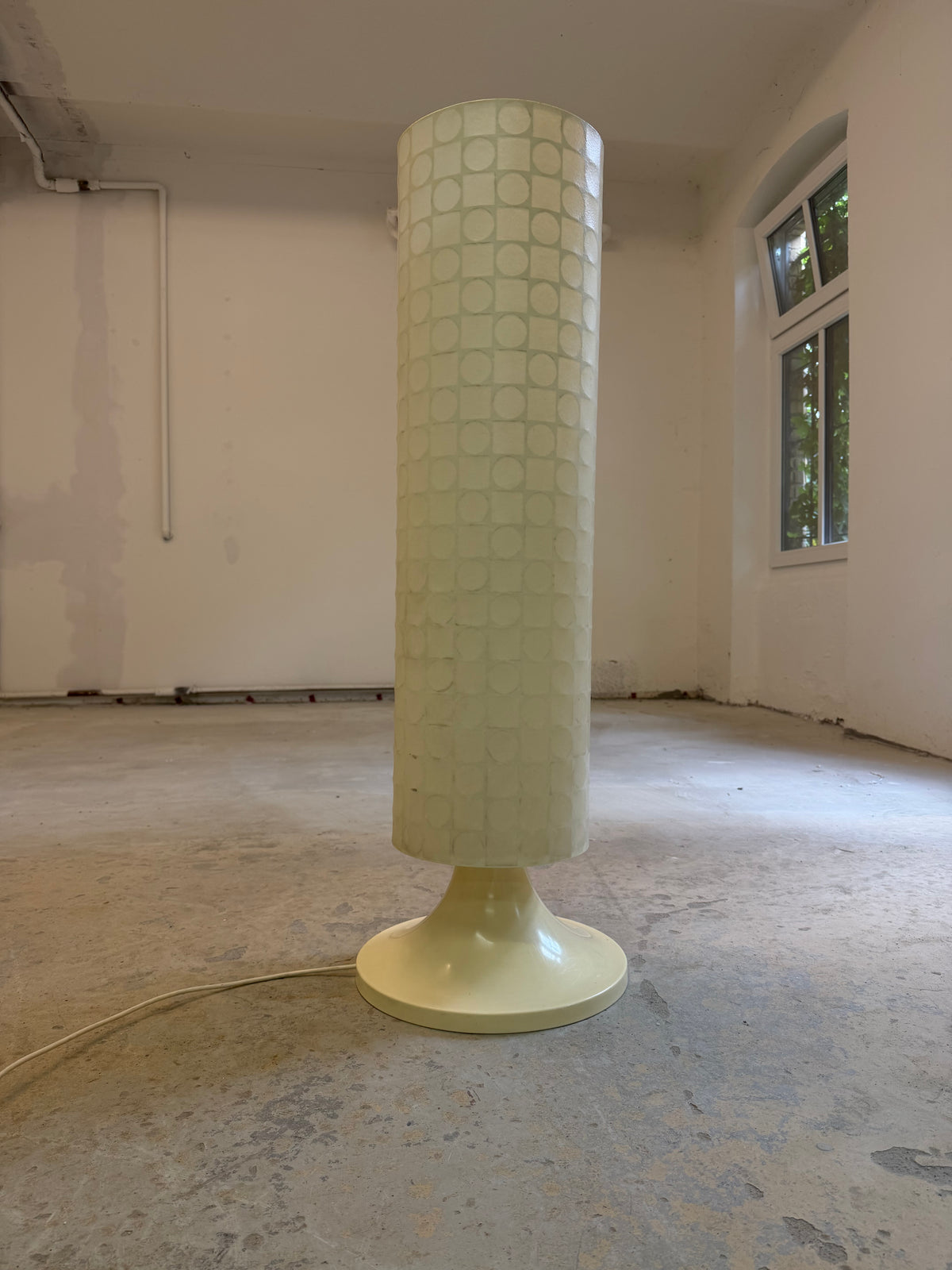 Cocoon-Stehlampe von Goldkant Leuchten