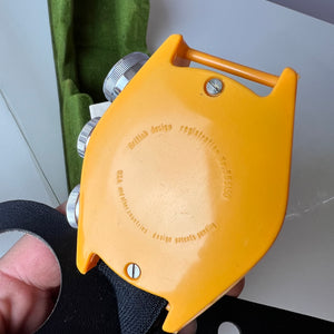 Wandradio in Form einer Armbanduhr