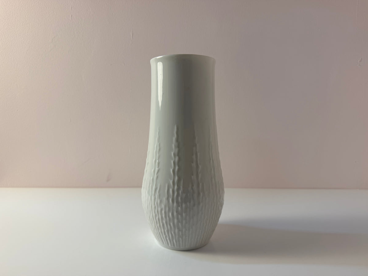 Vase weiß Porzellan von Hans Achtziger für Hutschenreuther