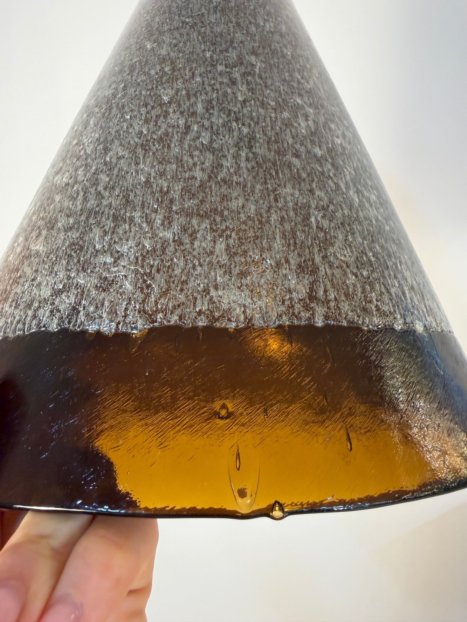 Hängelampe braun Glas von Peill & Putzler