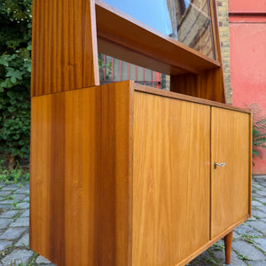 Aufsatzschrank mit Vitrine von VEB Möbelindustrie Halle