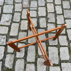 Klappbarer Beistelltisch Teak mit Tablett