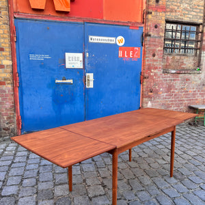 Ausziehbarer Esstisch Teak aus Dänemark