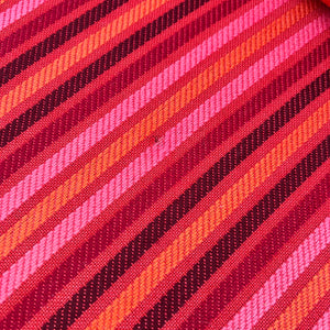 Sessel 70er pink gestreift