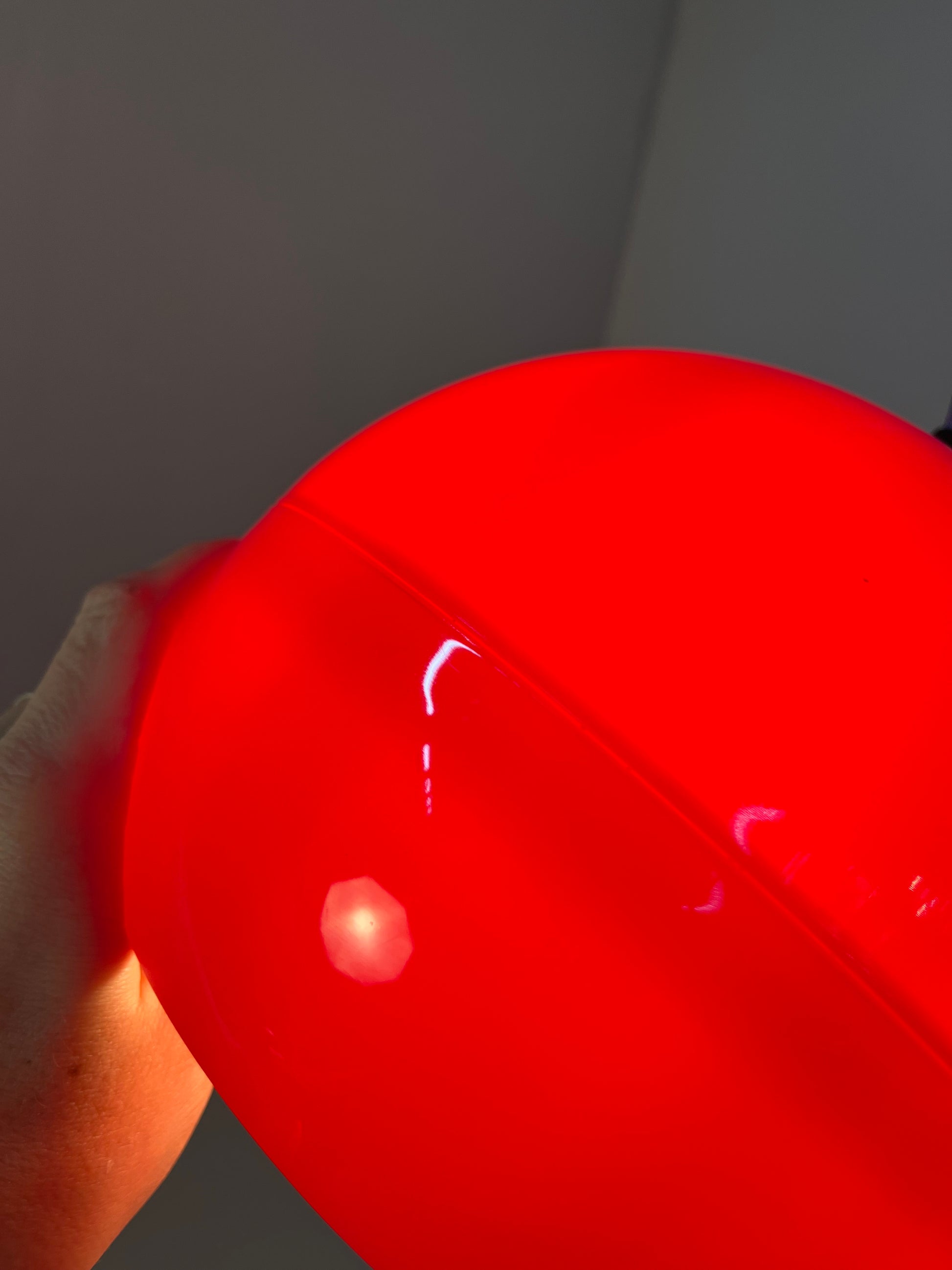 Kugellampe rot Kunststoff aus Dänemark
