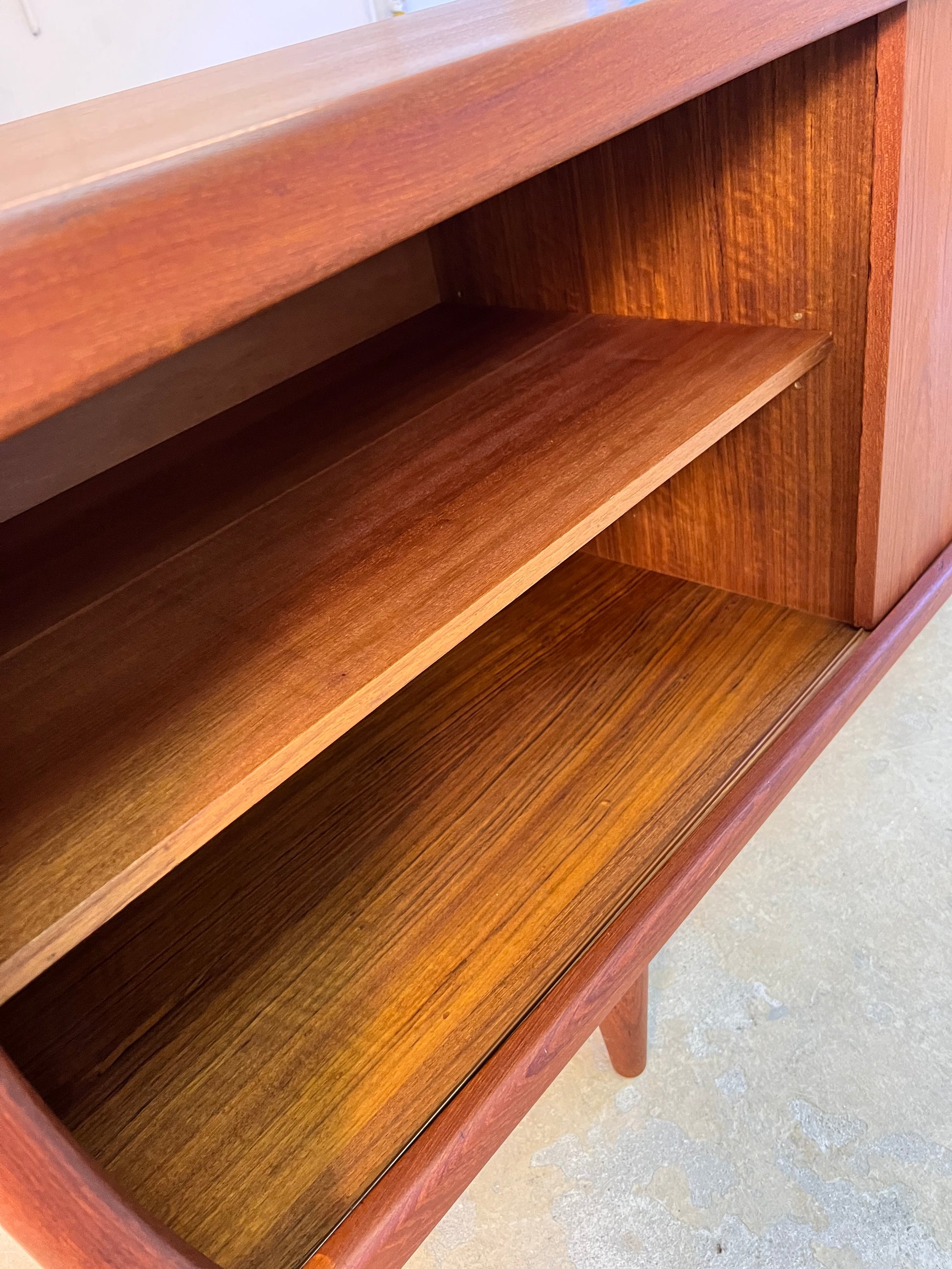 Sideboard Teak von H.P. Hansen - Breite 220 cm
