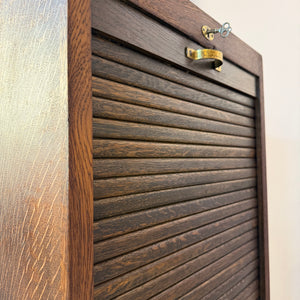 Rollladenschrank mit Messinggriff & Schloss von Soennecken