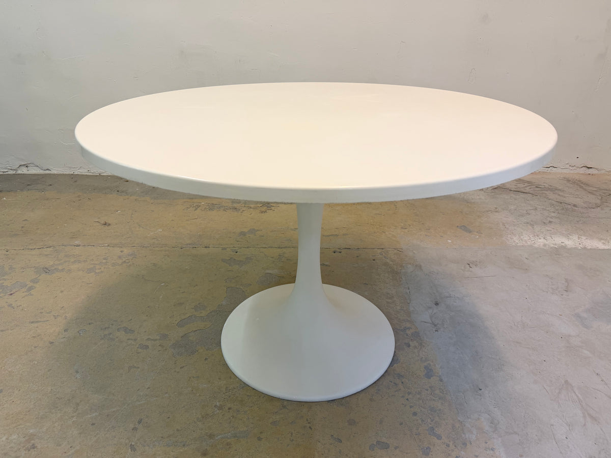 Runder Tulip Esstisch weiß Fiberglas