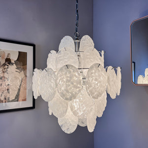 Kronleuchter weiß silber mit Arylglasplatten