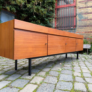XXL Sideboard Teak mit Schloss aus Deutschland
