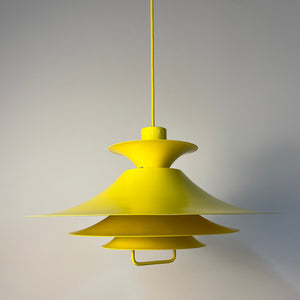 Lamellenlampe neu lackiert gelb aus Dänemark
