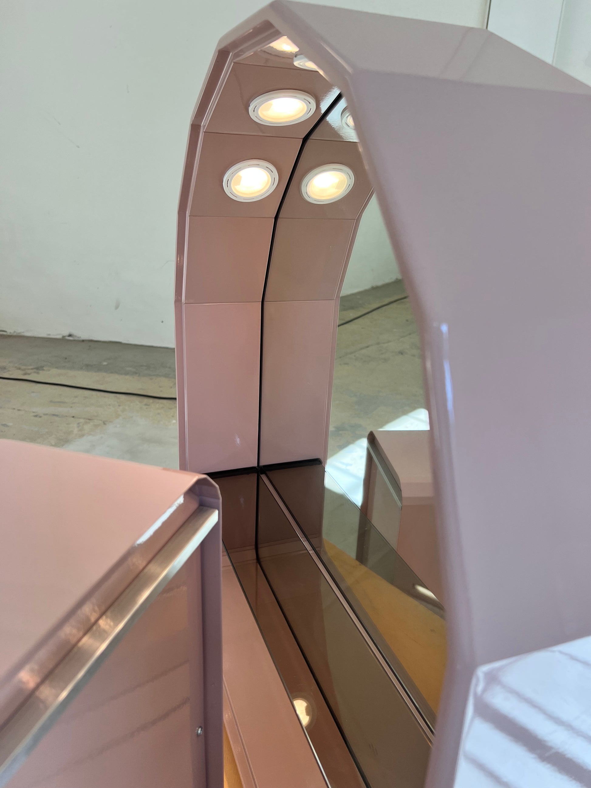 Set: Spiegelschrank rosa von Duscholux