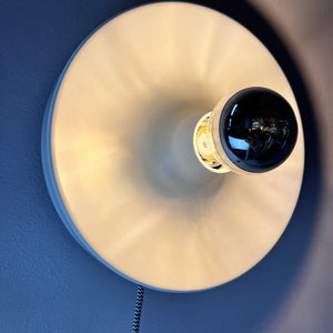 Wandlampe Diskus 25 cm weiß von Charlotte Perriand für Honsel