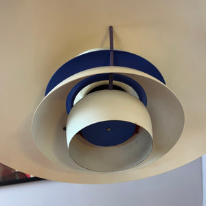 Lamellenlampe PH5 weiß von Poul Henningsen für Louis Poulsen