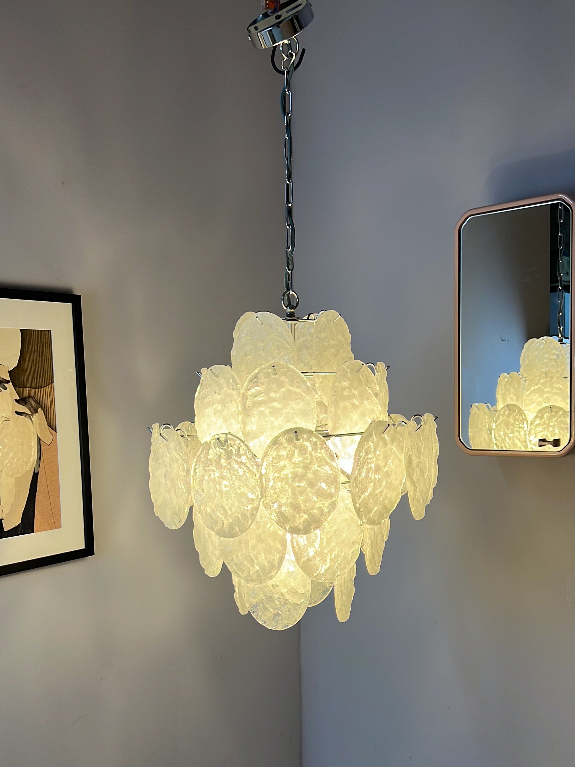 Kronleuchter weiß silber mit Arylglasplatten