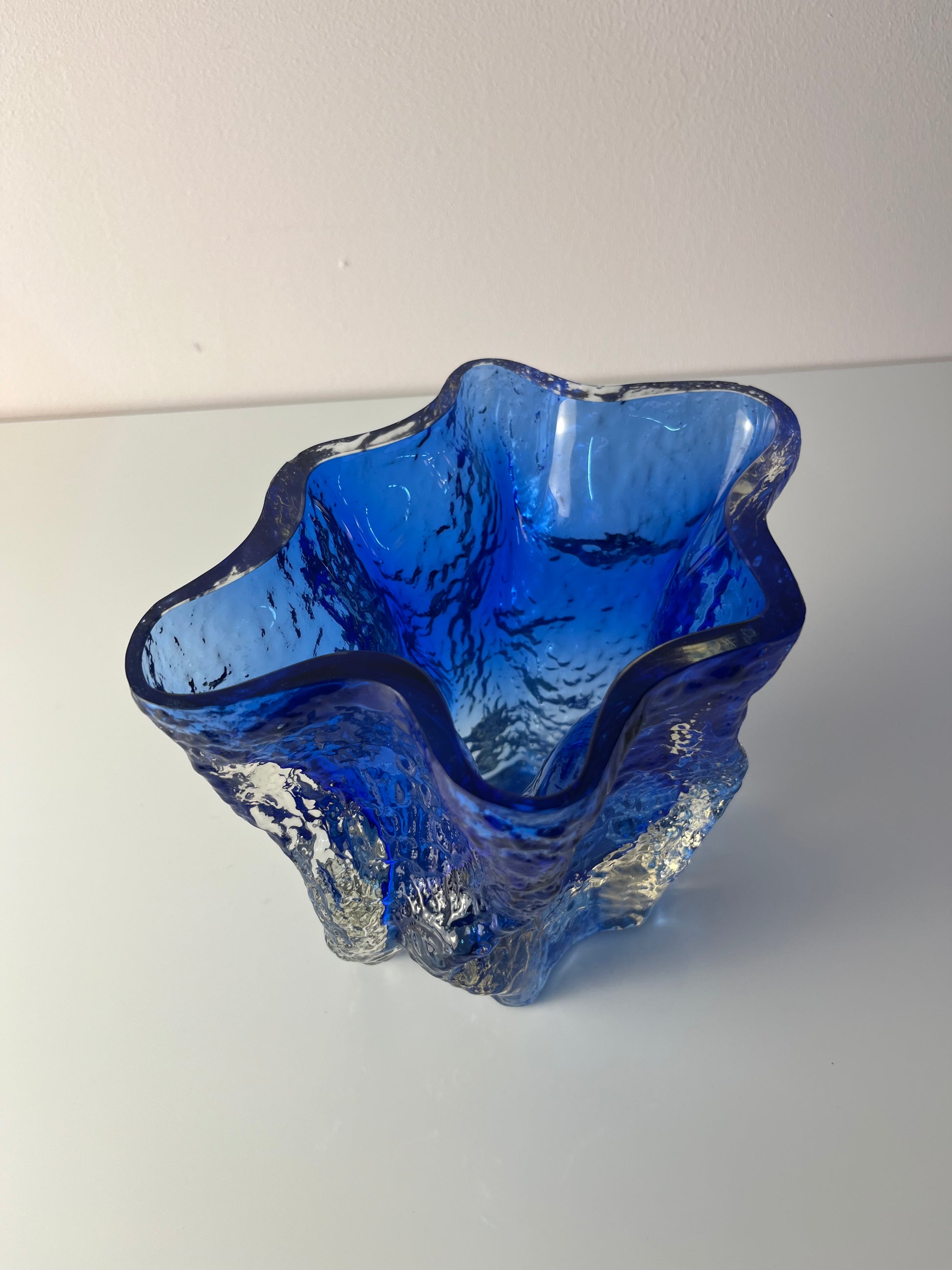Vase blau Glas von Kai Blomqvist für Riihimaki / Riihimaen Lasi Oy