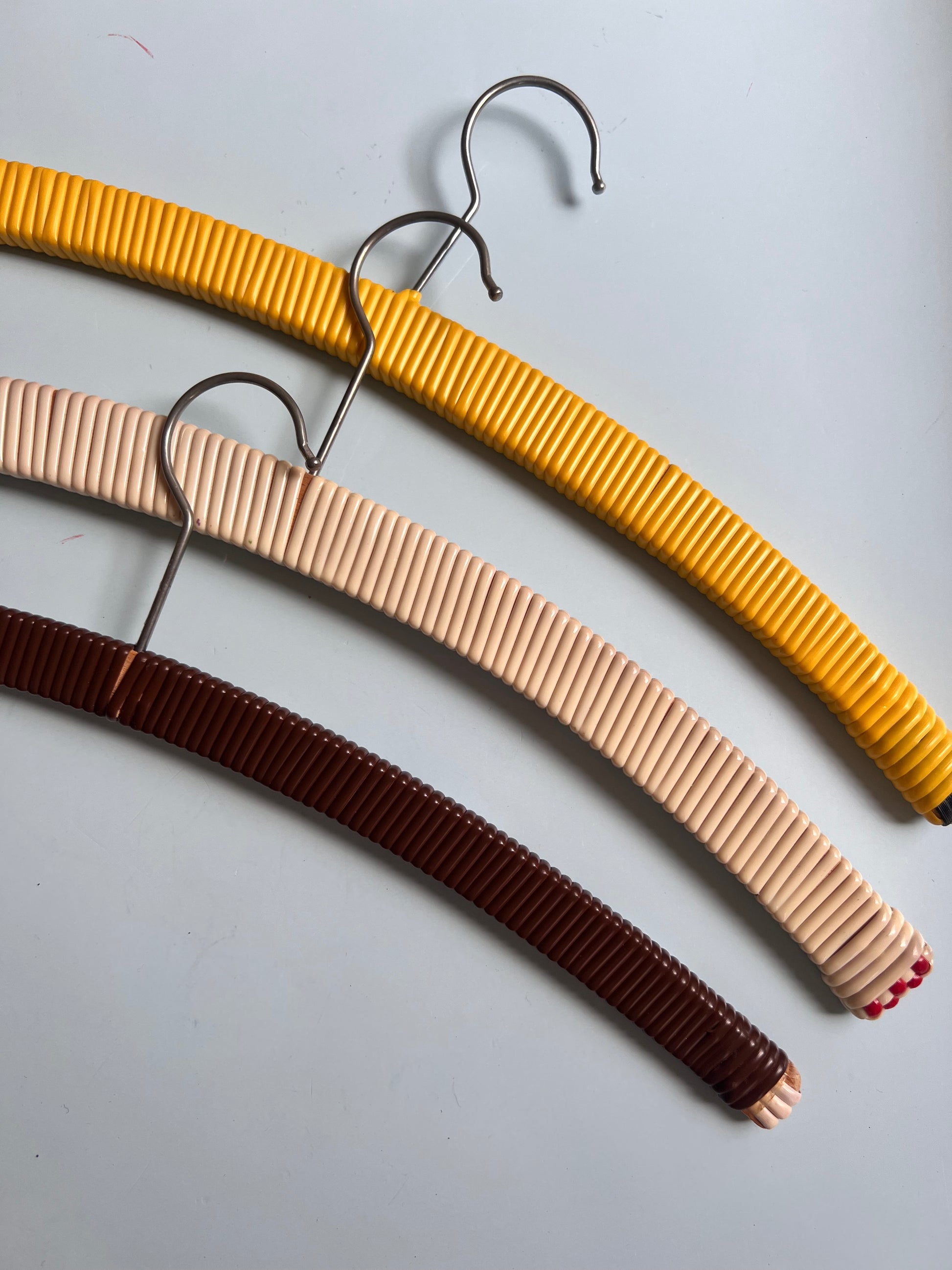 Set: 3x Kleiderbügel 50er