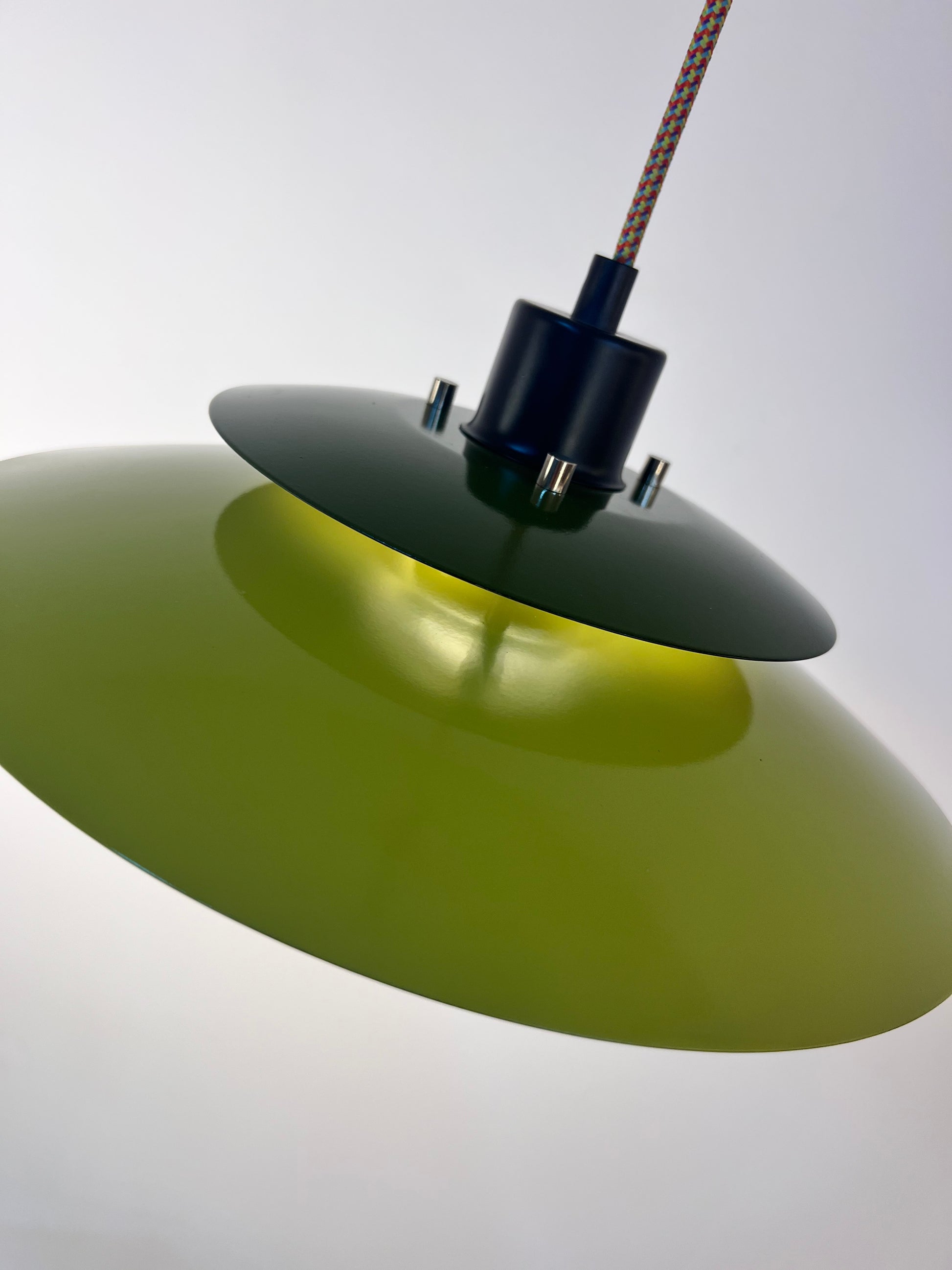 Lamellenlampe teils neu lackiert grün schwarz aus Dänemark